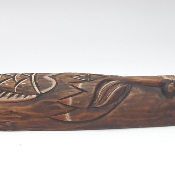 Wooden Indonesian Tribal Mask Wall Hanging - Picture 5 of 10